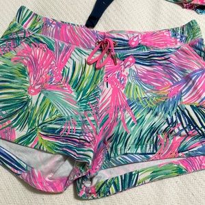 GUC Lilly Pulitzer shorts M